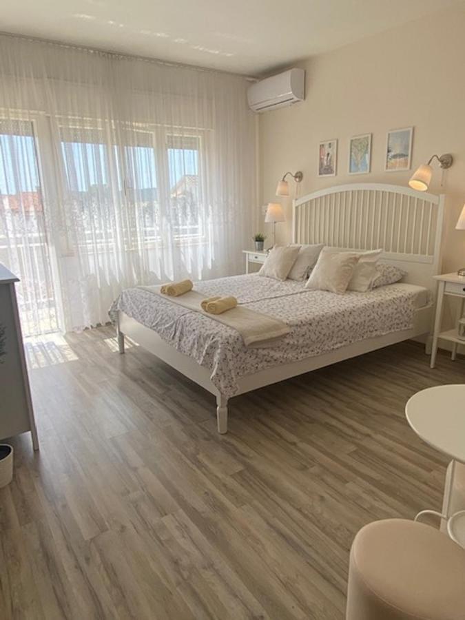 Kosovic Family House Hotel Medulin Buitenkant foto