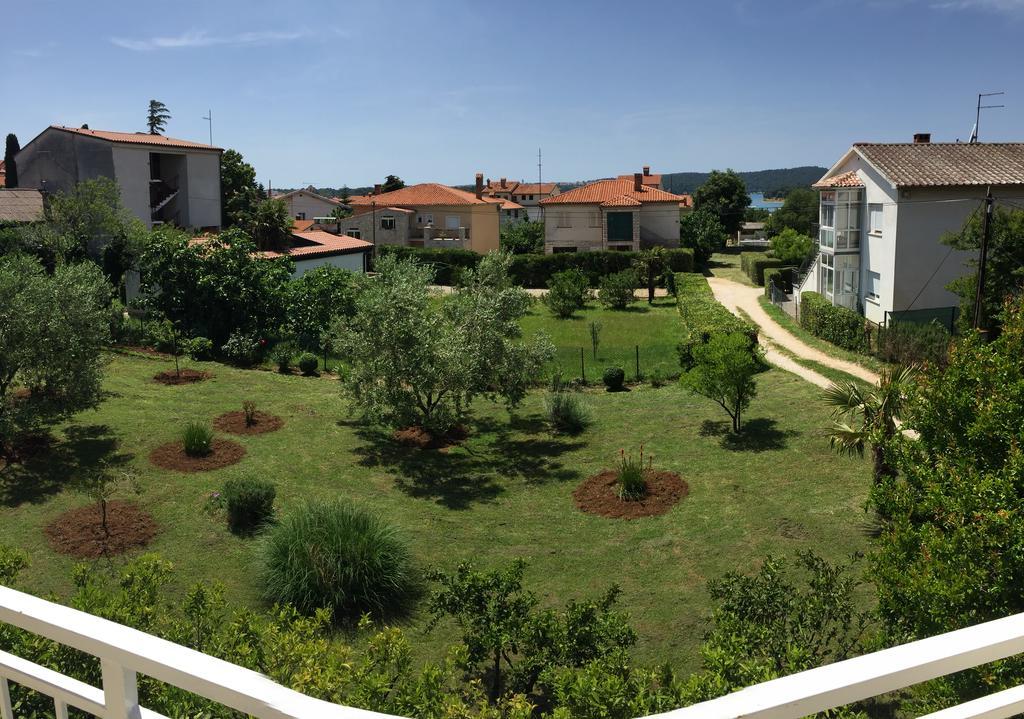 Kosovic Family House Hotel Medulin Buitenkant foto
