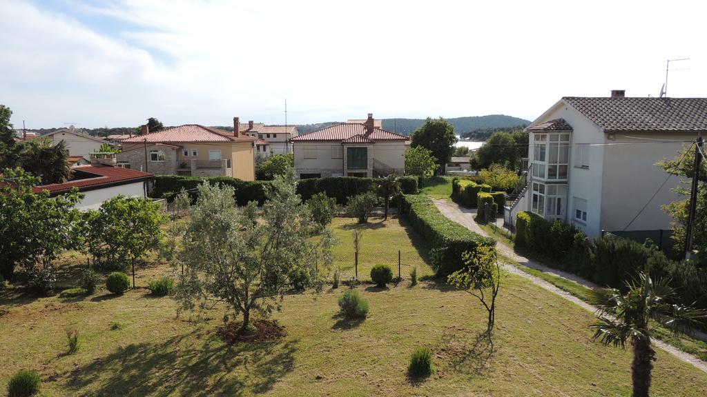 Kosovic Family House Hotel Medulin Buitenkant foto